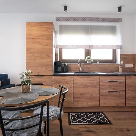 Szafir Dziwnowek-wrzosowo Daire *