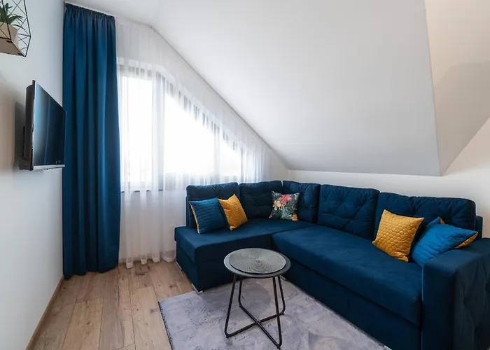 Szafir Dziwnowek-wrzosowo * Wrzosowo (Kamien)